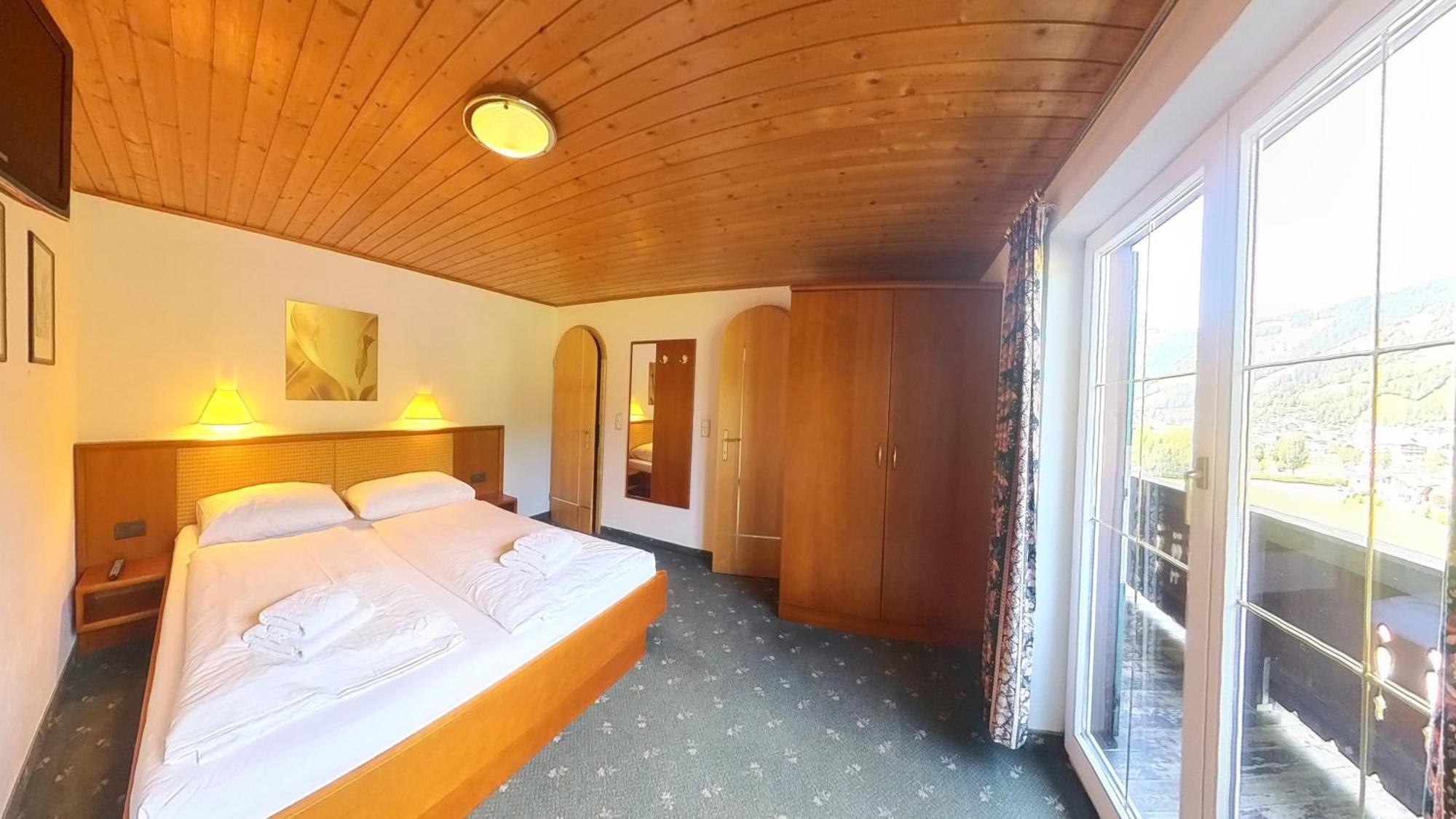 Das Christine Appartement Brixen im Thale Bagian luar foto