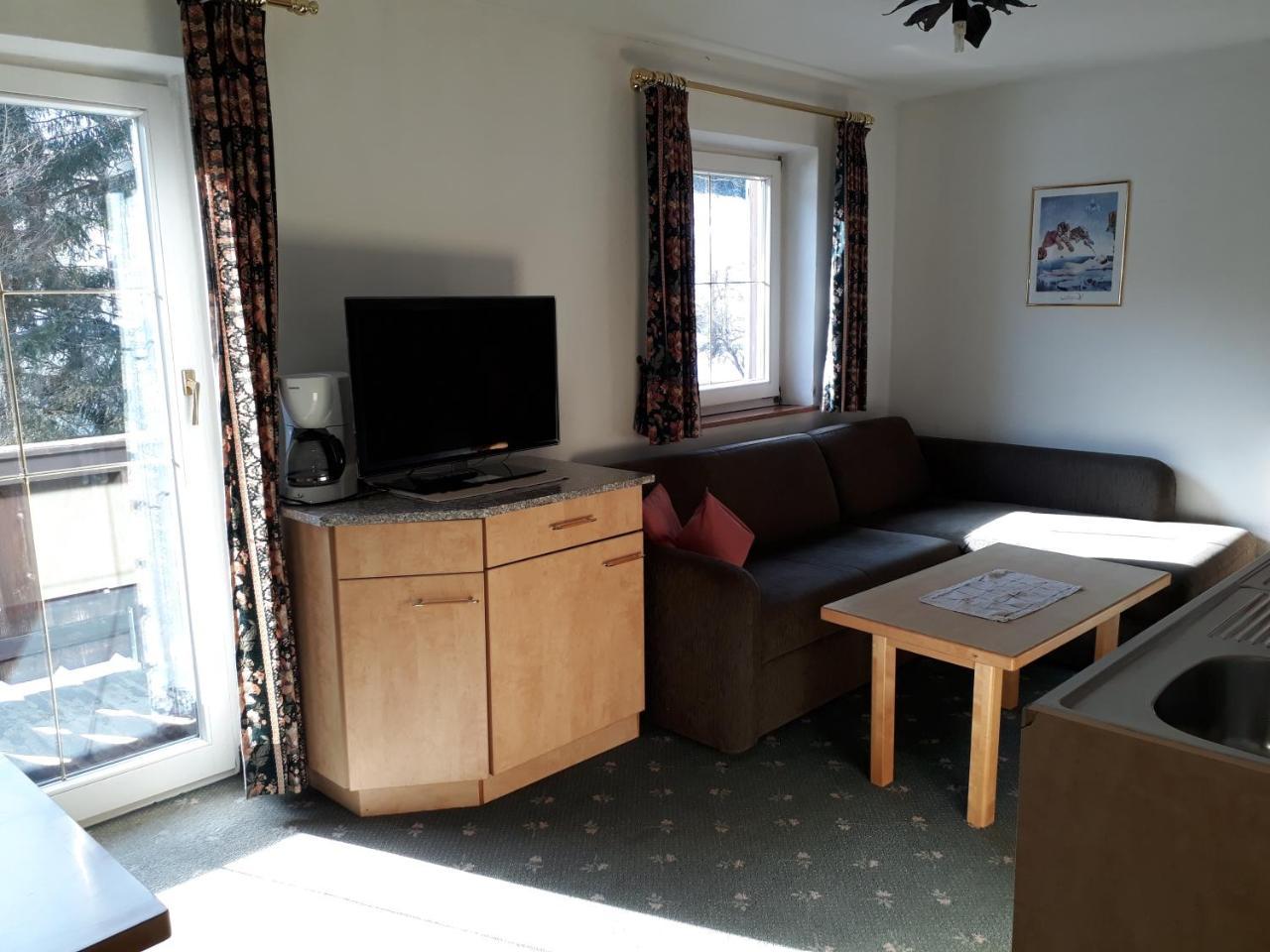 Das Christine Appartement Brixen im Thale Bagian luar foto